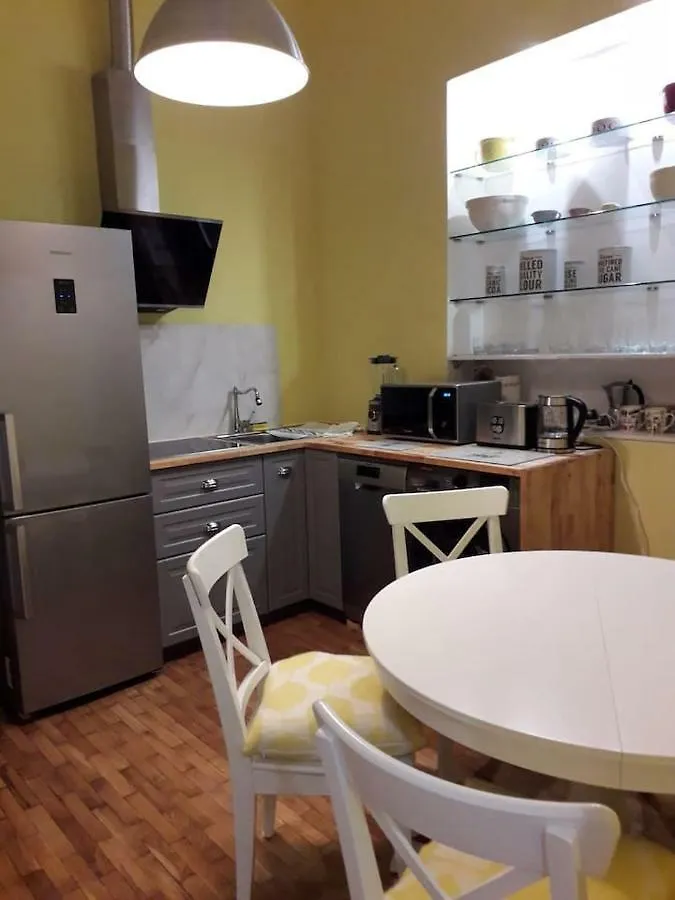 La Dolce Vita, Luxury In The Absolute Center Apartment Burgas