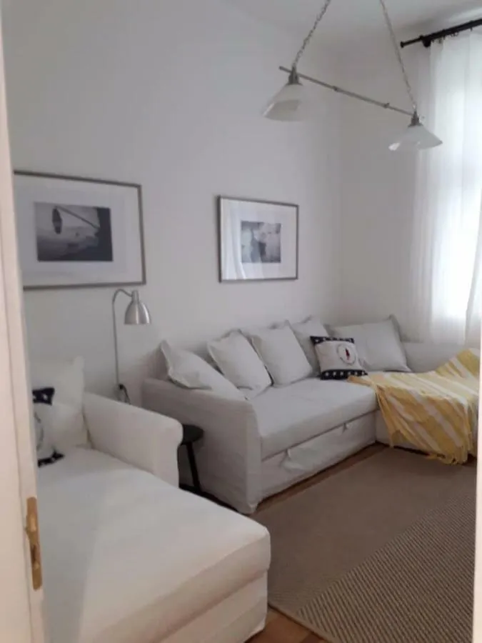 La Dolce Vita, Luxury In The Absolute Center Apartment Burgas